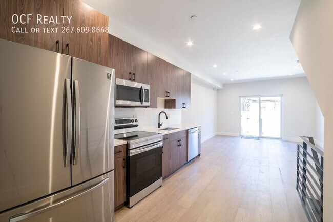 Building Photo - 2147 N Franklin St