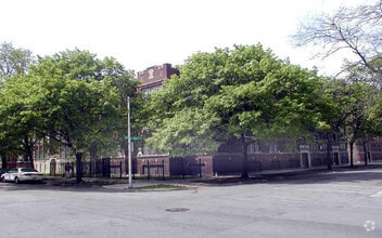 Building Photo - 8000 S Ellis Ave 947-55 E 80th St Chicago, IL 60619