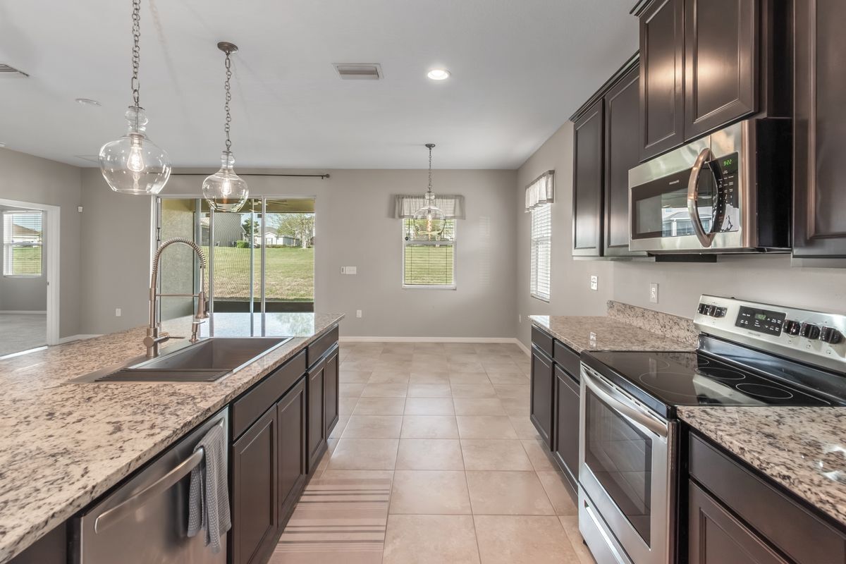 Building Photo - 6278 SW 46th Ave