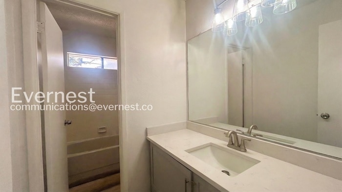 Building Photo - 8311 Shallow Creek Dr