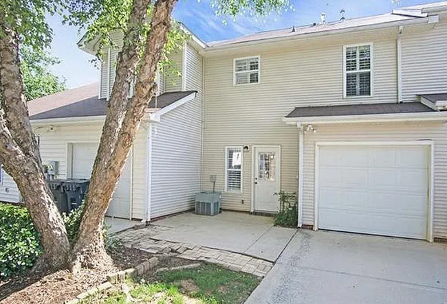 Building Photo - 17365 Villanova Rd