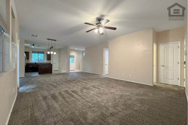Building Photo - 3721 E Kerry Ln