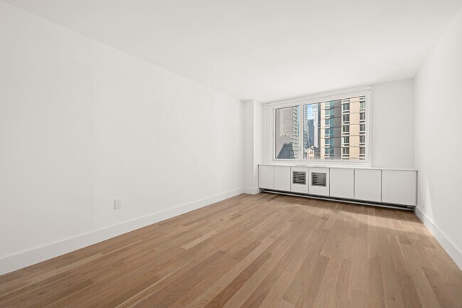 Building Photo - 301 W 53rd St