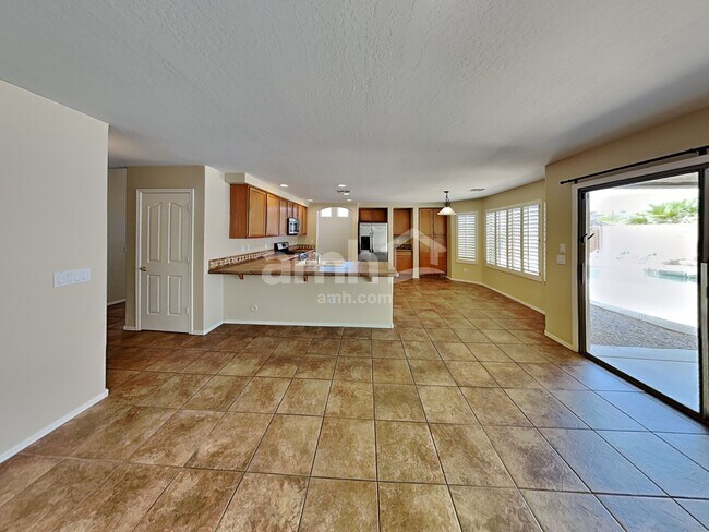 Building Photo - 4242 E Patrick St