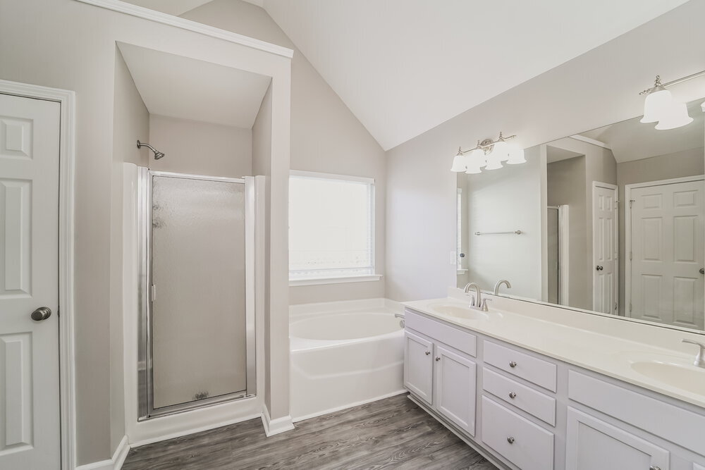 Building Photo - 4003 Enderbury Dr