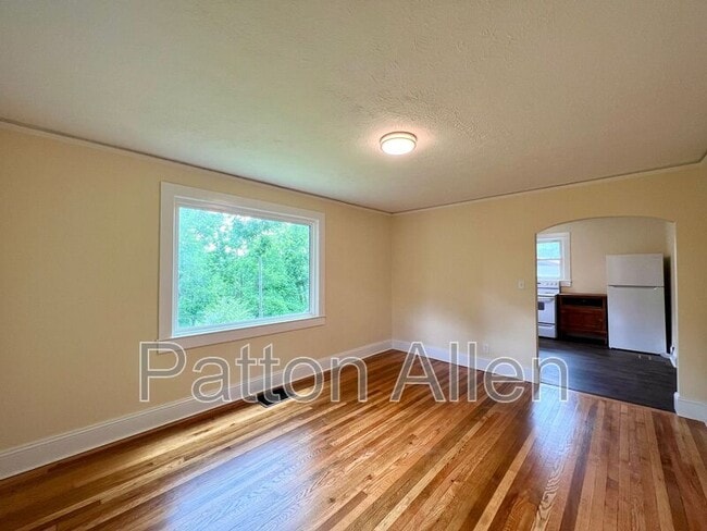 Building Photo - 145 Blanton St