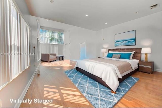 Building Photo - 8000 NE Bayshore Ct