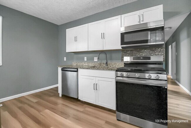 Building Photo - 2918 Azelda Street