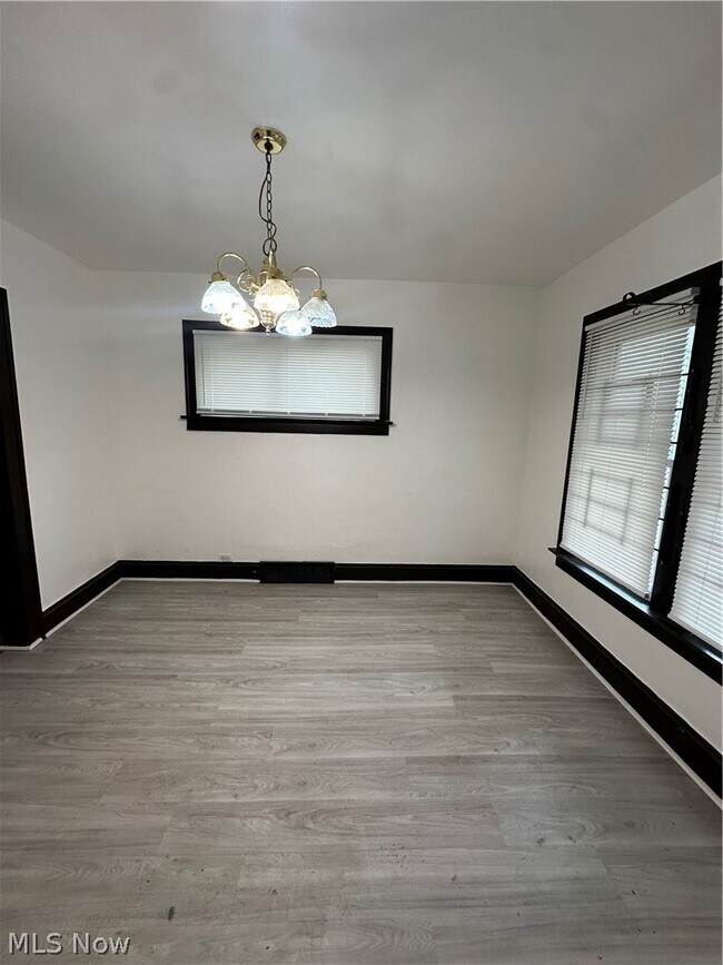 Building Photo - 1286 E 152nd St