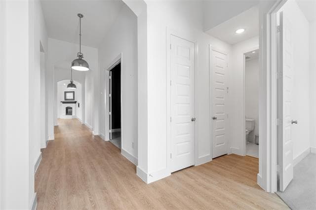 Building Photo - 4005 Crossroads Ct