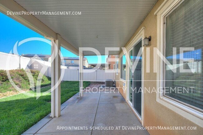 Building Photo - 1470 Black Diamond