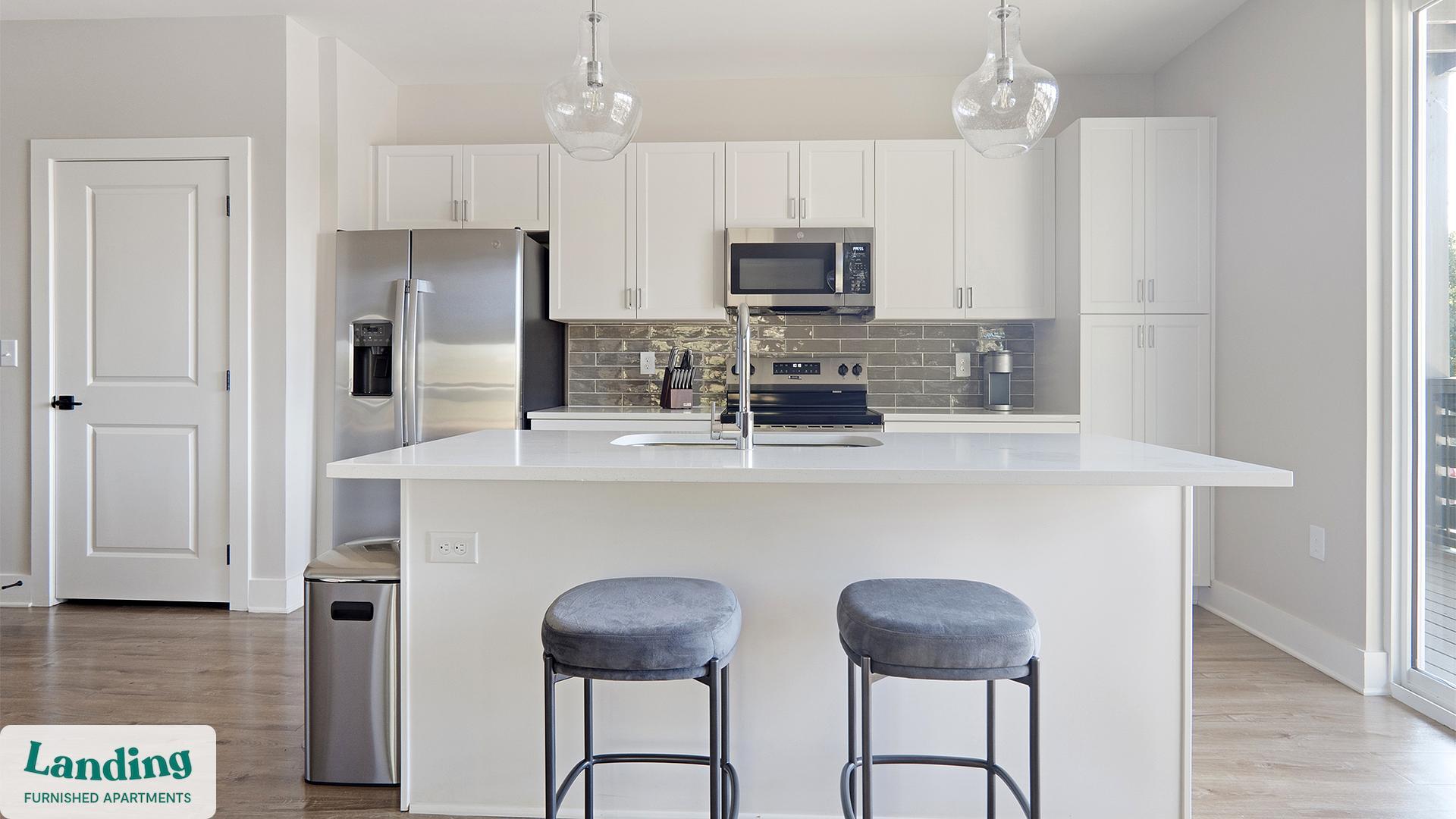 Building Photo - 1000 Forestview Dr