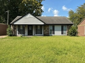 Building Photo - 27 Breezewood Cv