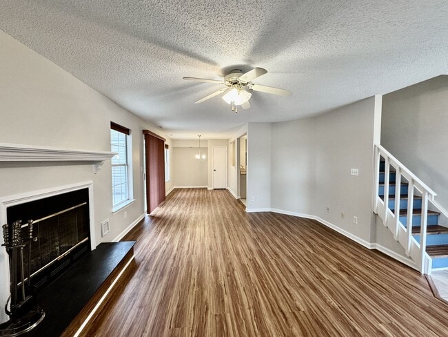 Building Photo - 2-Bedroom Condo Ready NOW! 2 Primary Suite...