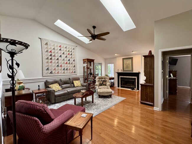 Building Photo - 116 Agoli Way