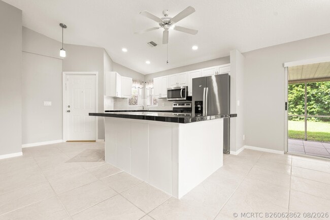 Building Photo - 1209 Pine Sage Cir