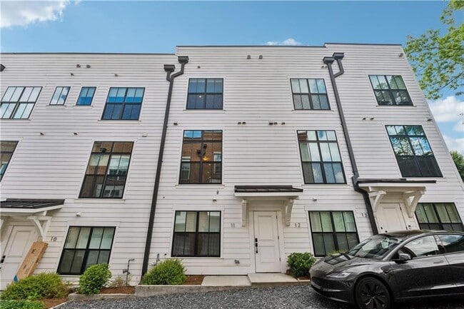 Building Photo - 75 Boulevard NE