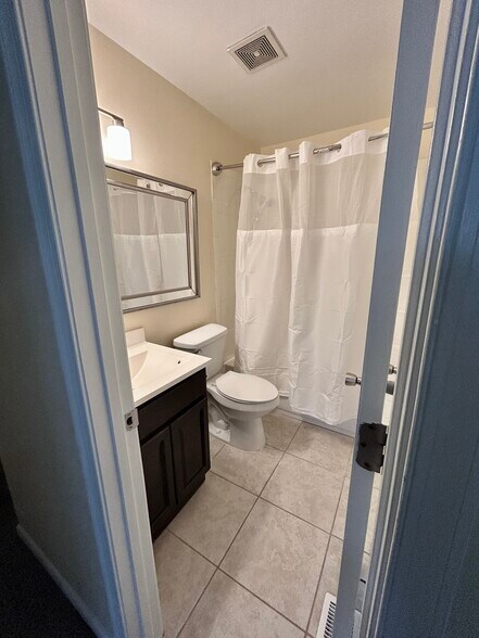 Primary Bathroom - 718 Spence Cir