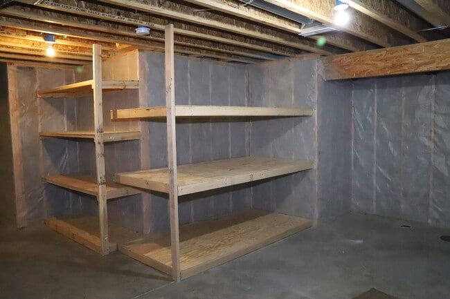 Building Photo - 1160 Winchester Ln