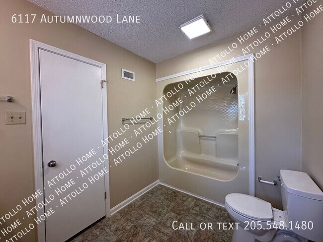 Building Photo - 6117 Autumnwood Ln