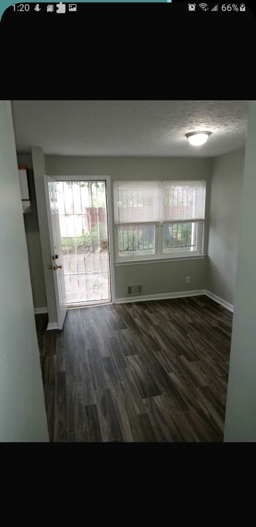 Building Photo - 3508 Chauncey Ave