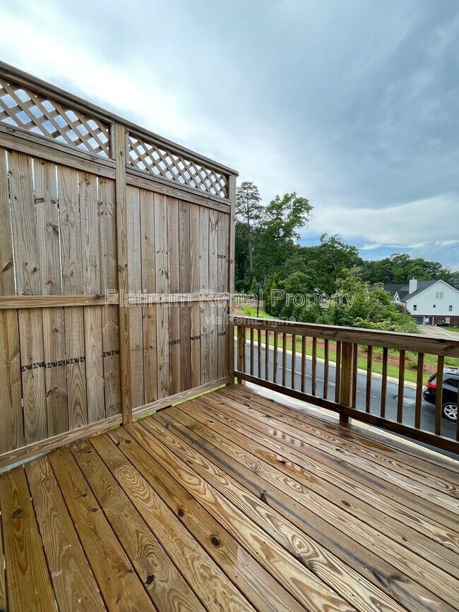 Building Photo - 5221 Riden Ct