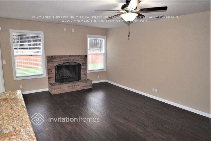 Building Photo - 6400 Feliciter Way