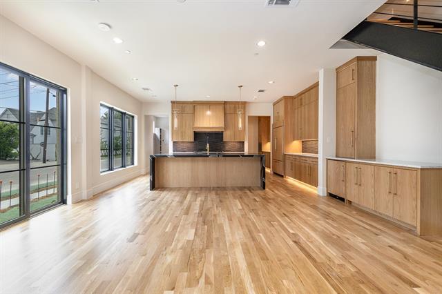 Building Photo - 4203 Normandy Ave