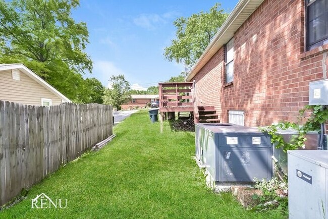 Building Photo - 3315 Walton Ln