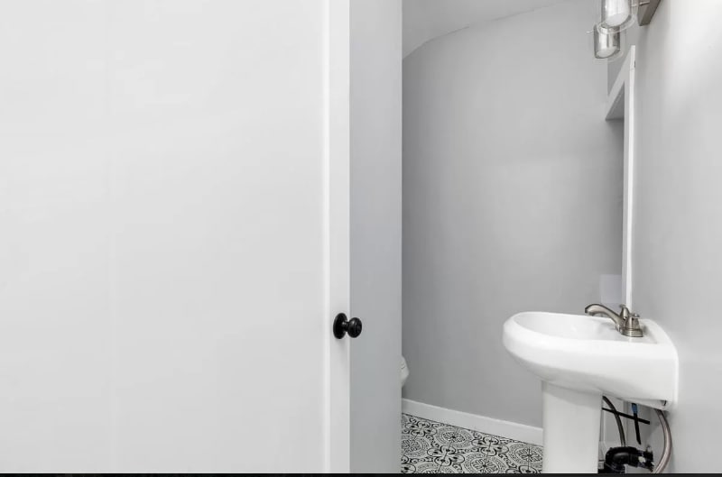 Building Photo - 37451-37452 Boundary St