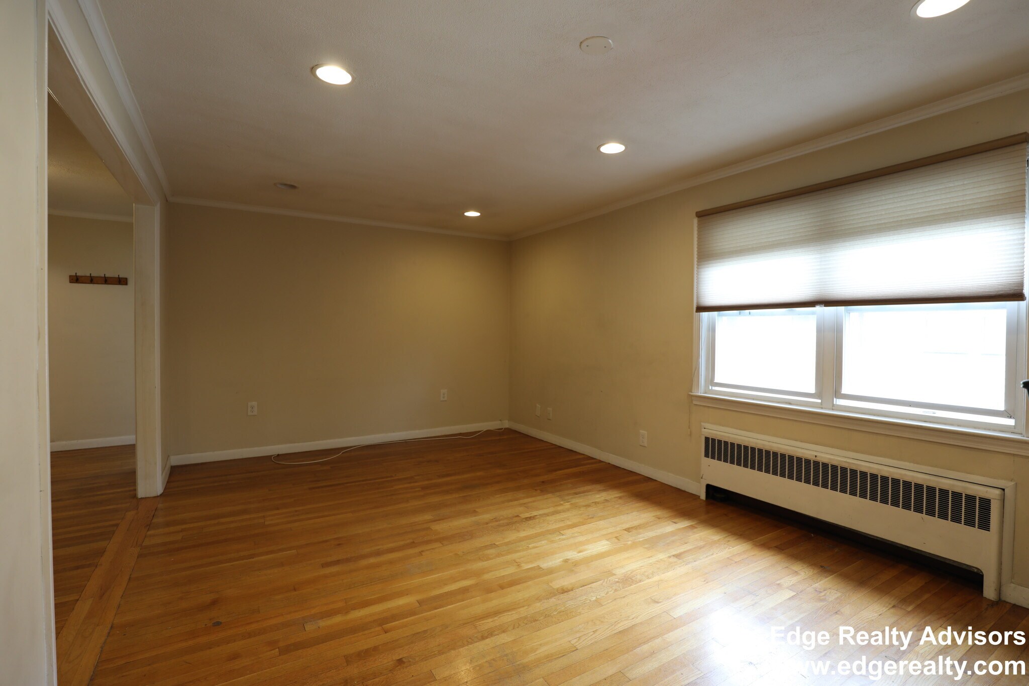 Building Photo - 20 Cummings Rd