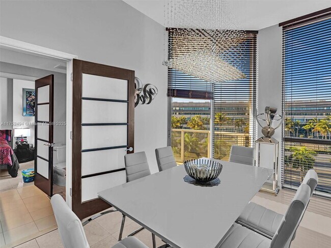 Building Photo - 3029 NE 188th St