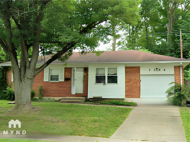 Building Photo - 1344 Gertrude Dr