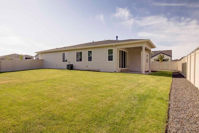 Building Photo - 2699 N Lithodora Ave
