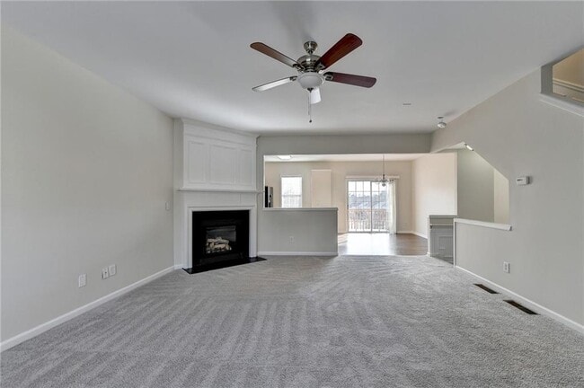 Building Photo - 4006 Edgecomb Dr