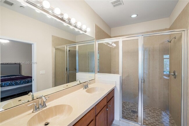 Building Photo - 4025 Cascada Cir