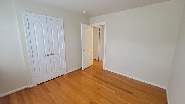 Building Photo - Stunning and Spacious 5 Bed 4 Bath Colonial Home With A 2-Car Garage In Bailwick