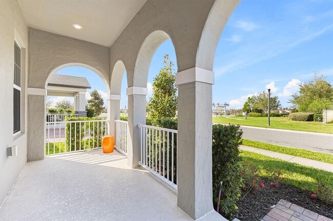 Building Photo - 9947 Summerlake Groves St