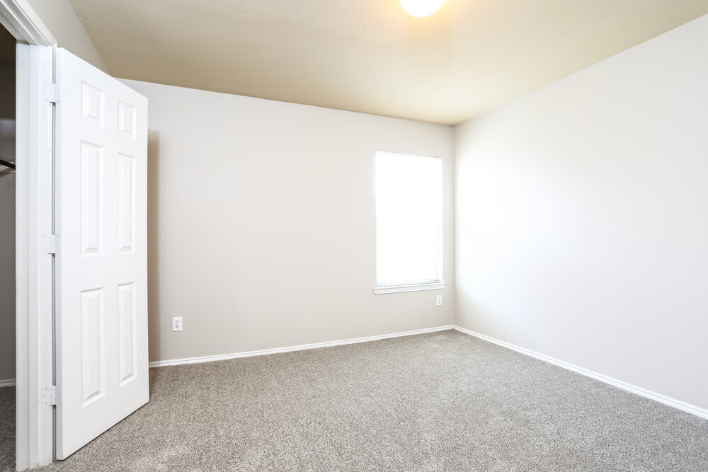 Building Photo - 529 Indian Paintbrush