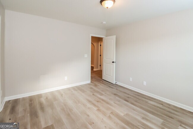 Building Photo - 1020 Bluecoat Cir