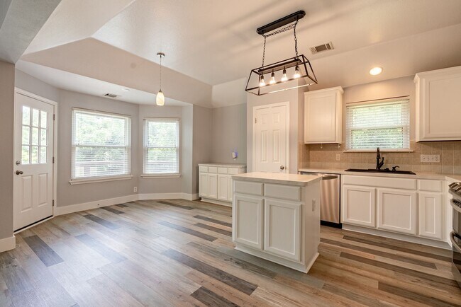 Building Photo - 3018 Rock Rose Pl