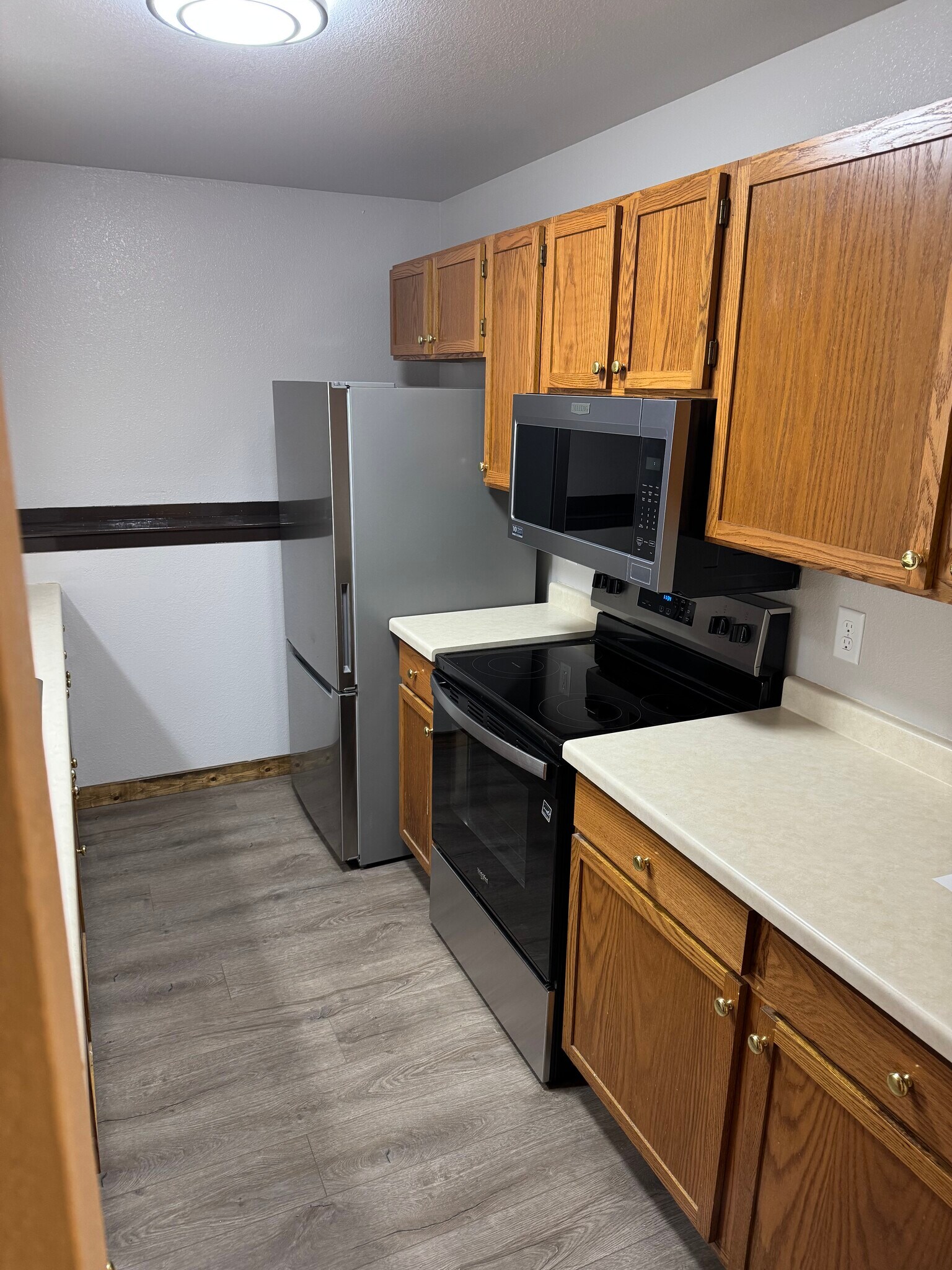 Building Photo - 732 Wisconsin St