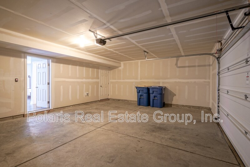 Building Photo - 8239 Bostic Dr