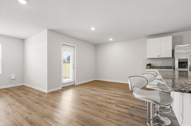 Building Photo - 3997 Brownstone Wy