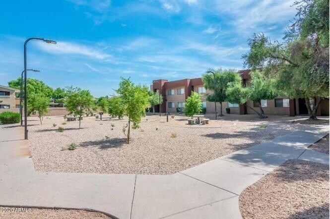 Building Photo - 3810 N Maryvale Pkwy