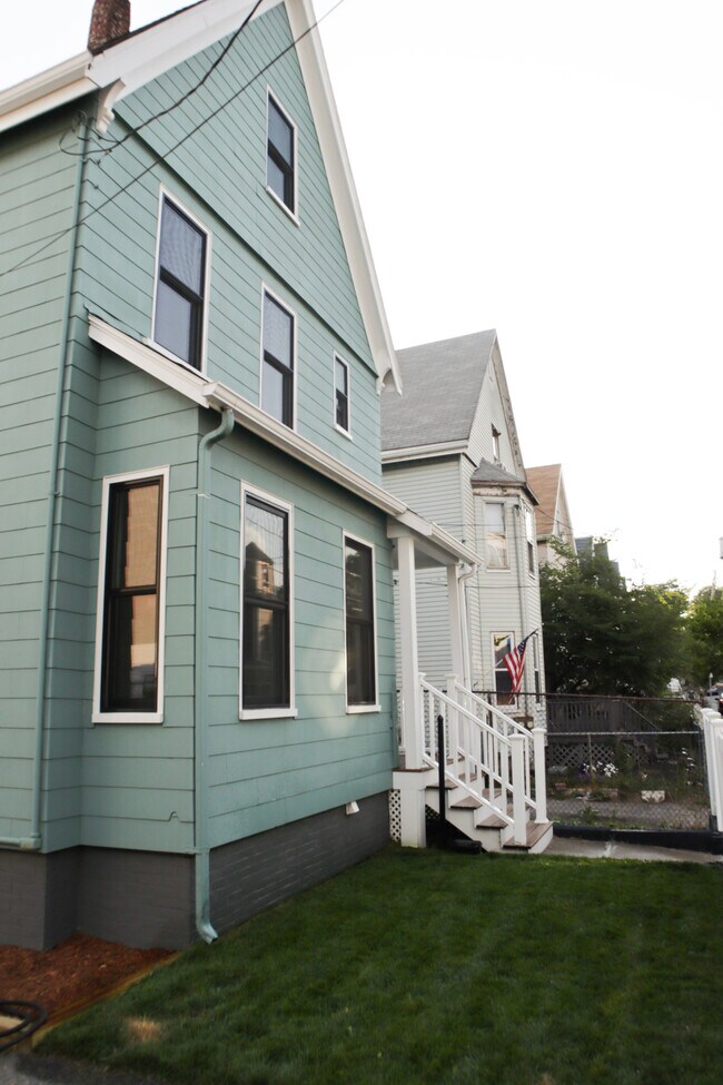 Exterior - IMG 3 - 8 Richdale Ave