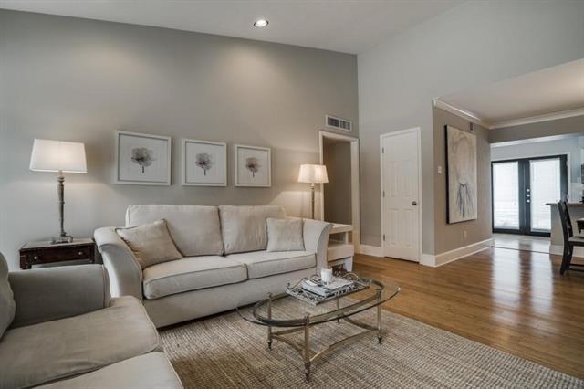 Building Photo - 7736 Meadow Rd