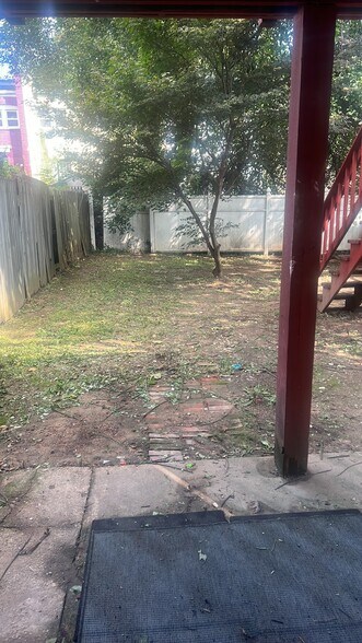 Building Photo - 4518 Clay St NE