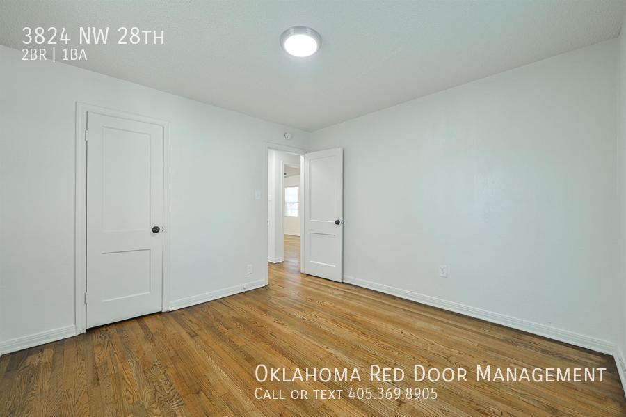 Building Photo - 3824 NW 28th St