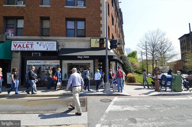 Building Photo - 3601 Wisconsin Ave NW